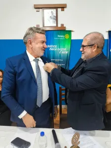 Dr. Cic&iacute;lio J&uacute;lio &eacute; o novo presidente do Rotary de Goiatuba