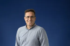 Executivo da Uniube Apresenta Case da Primeira Universidade do Agro no AgroMKT Summit