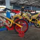 Crianças recebem brinquedos durante festa natalina em Goiatuba