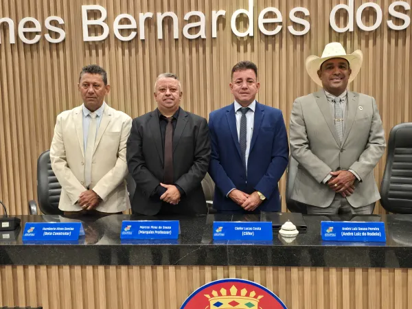 Clefer Lucas &eacute; reeleito presidente da C&acirc;mara de Goiatuba