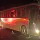Acidente na GO 215 entre ônibus e caminhão deixa 3 feridos