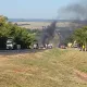 Incêndio em bitrem interrompe fluxo há mais de 6h na BR 153