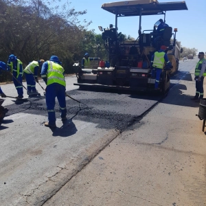 Obra de melhoria da Rota Verde exige “Pare e Siga” na BR-452