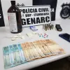 Jovém é preso usando próprio carro no tráfico de drogas