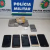 Polícia Militar apreende drogas e celulares