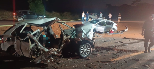 Mulher morre e outras 6 pessoas ficam feridas em grave acidente na GO 320